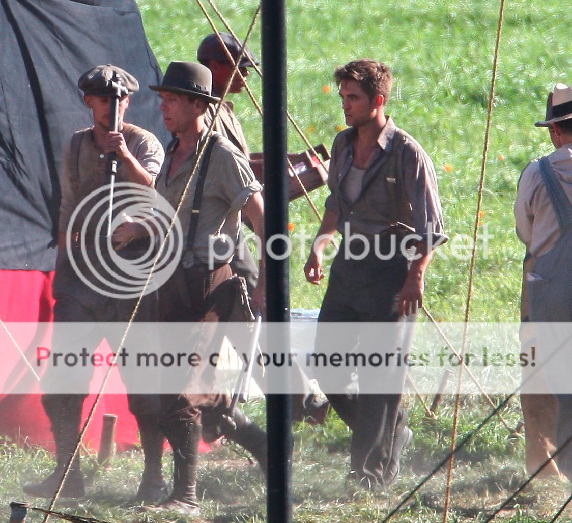 Water for Elephants : Photos  + Vidéos du tournage... - Page 2 032